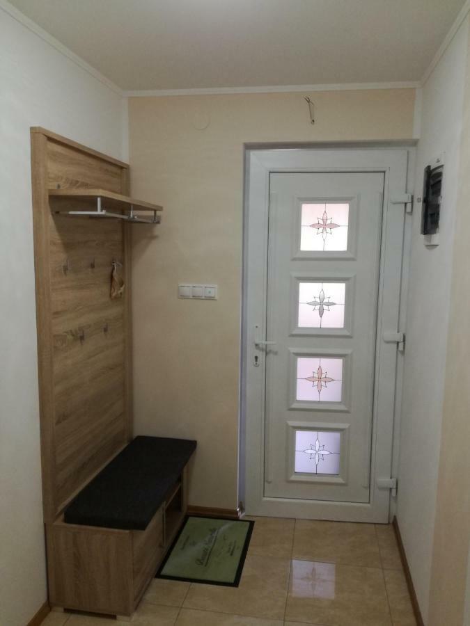 Apartments Milena Пинезичи Экстерьер фото